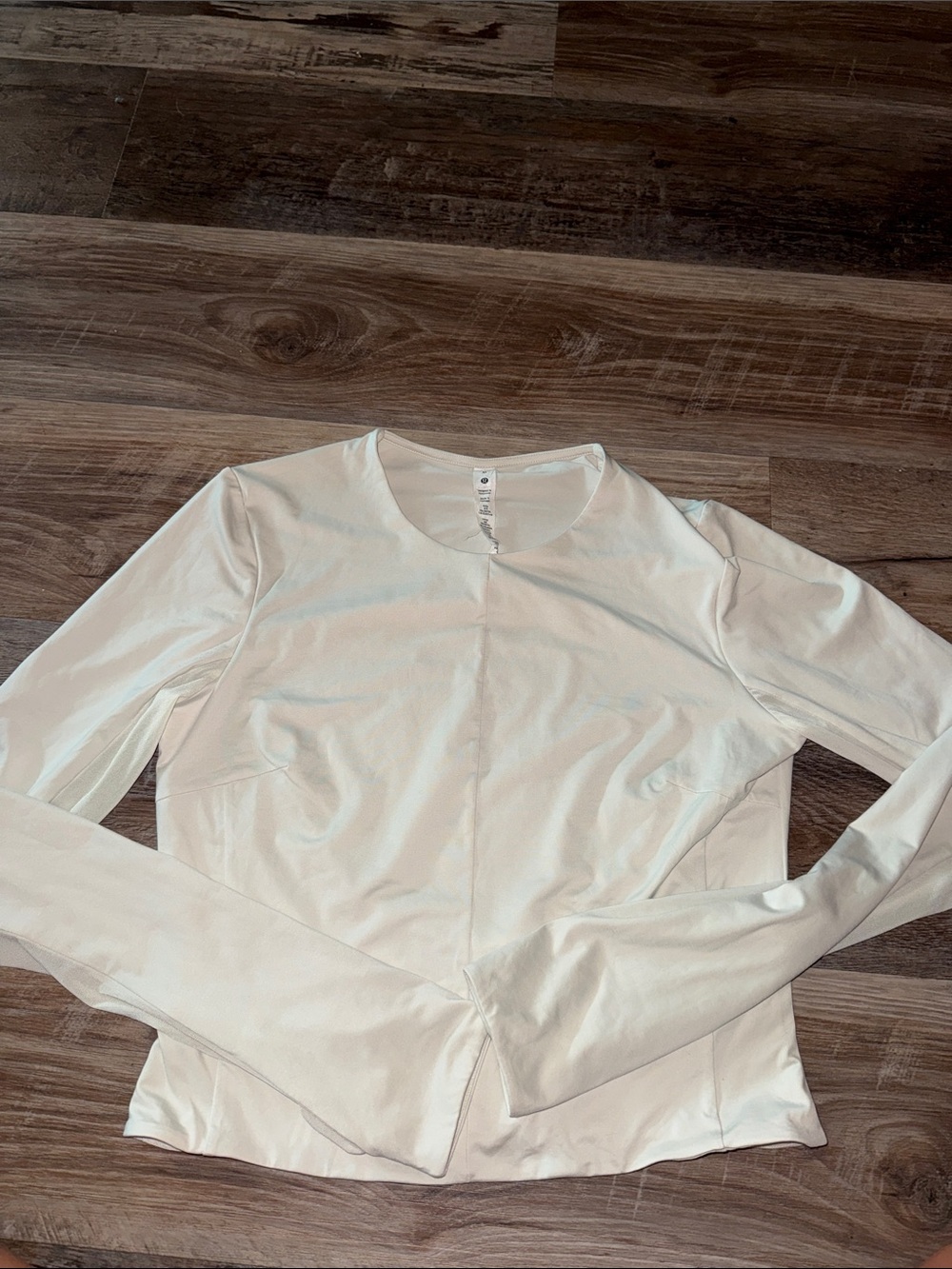 Size M Lululemon longsleeve